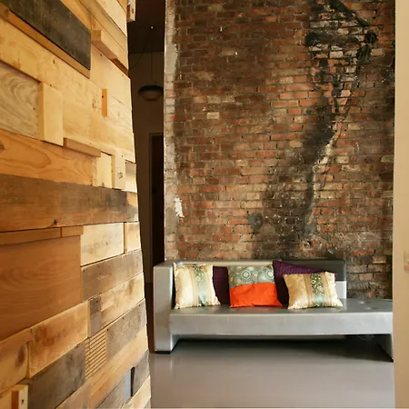 Bed & Breakfast Loft