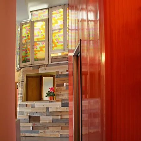 Bed & Breakfast Loft