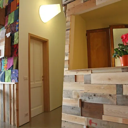 Loft Bed & Breakfast 3*